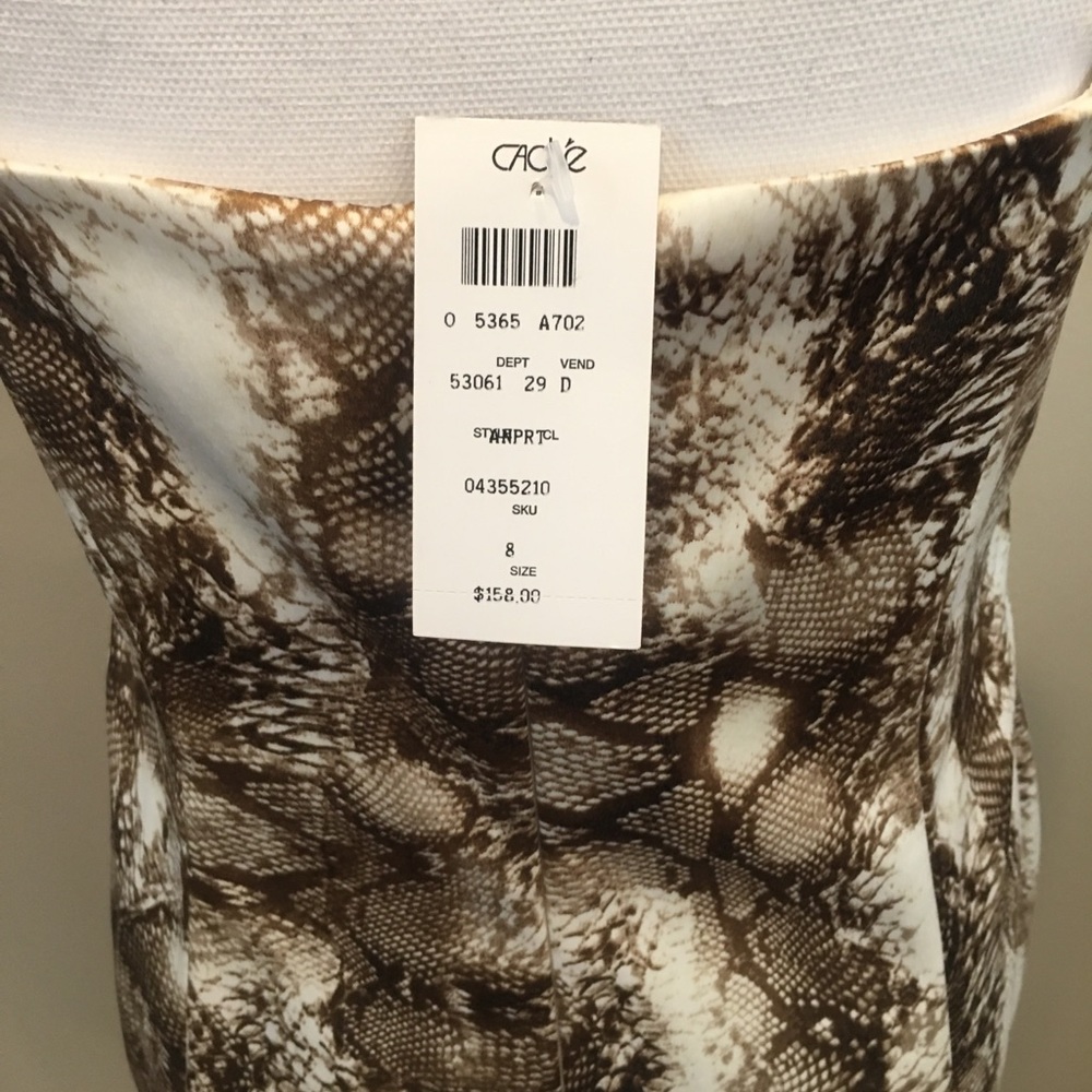 Cache dress - Picture 4 of 7